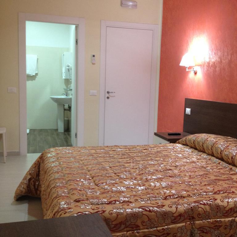 Tiburtina Guesthouse Roma Exterior foto