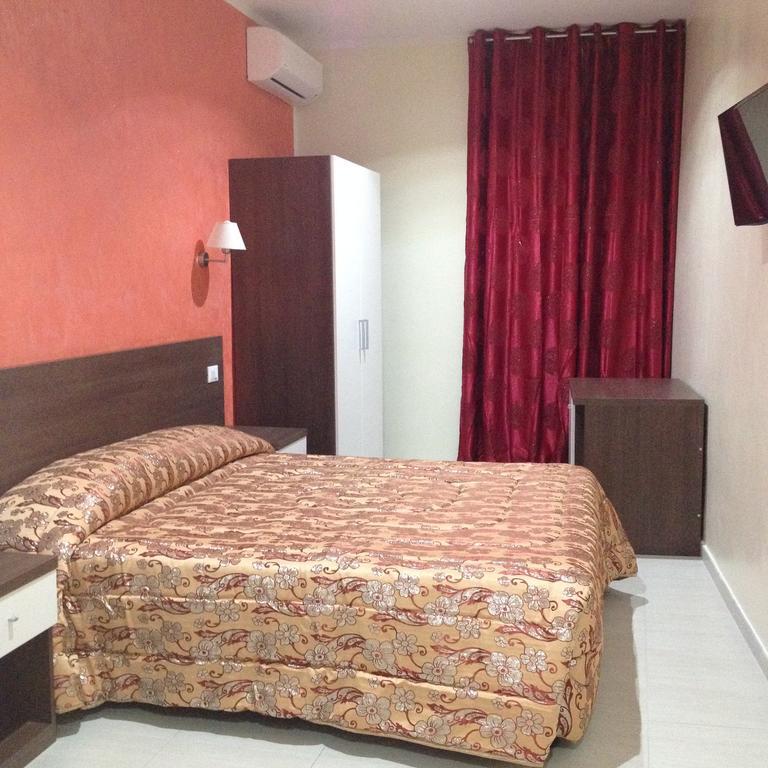 Tiburtina Guesthouse Roma Exterior foto